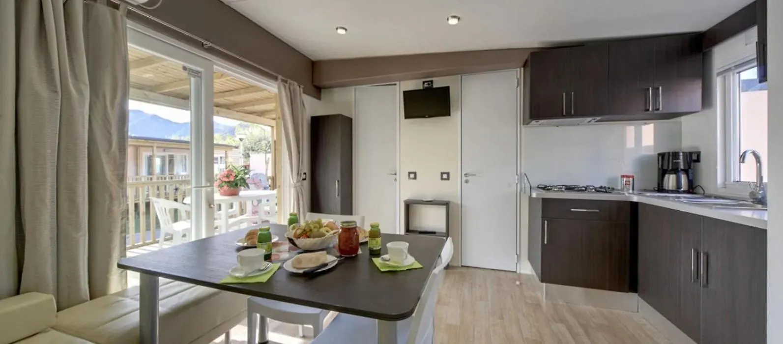 The Beach Camping Village Marina Di Carrara Campsite